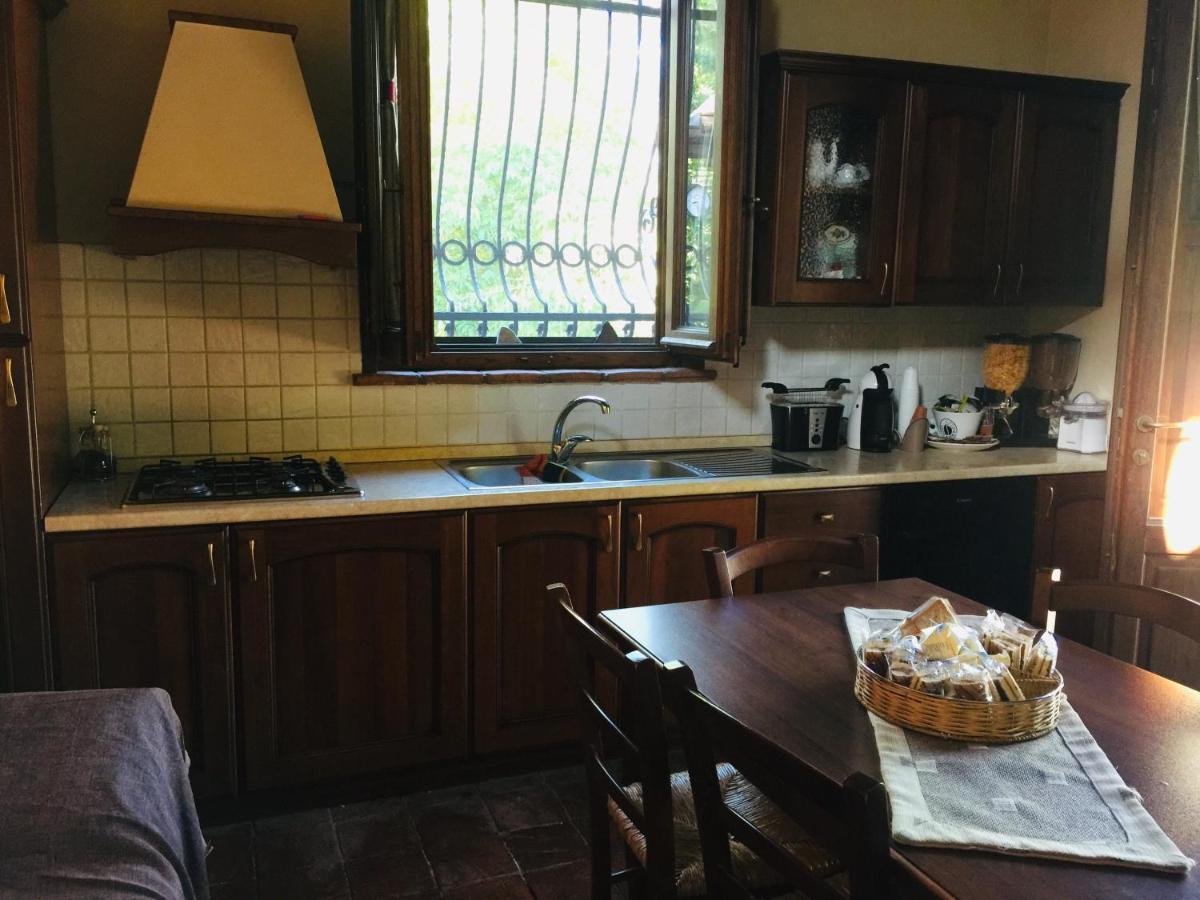 布龙泰Casa Etna别墅 外观 照片