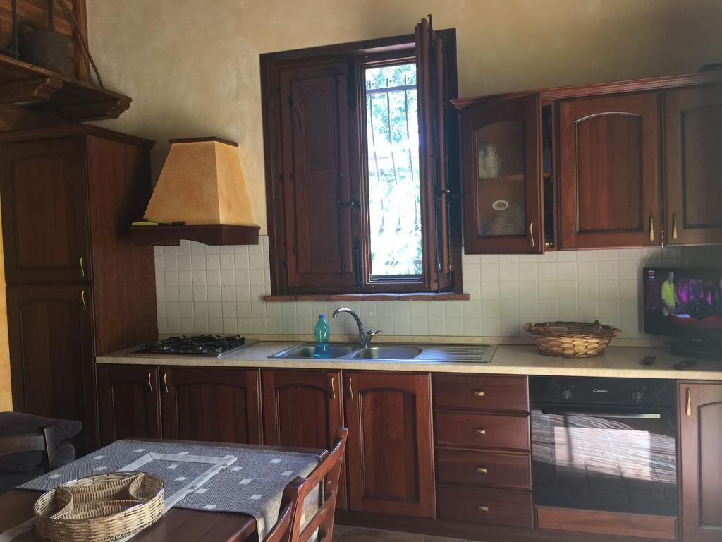 布龙泰Casa Etna别墅 外观 照片